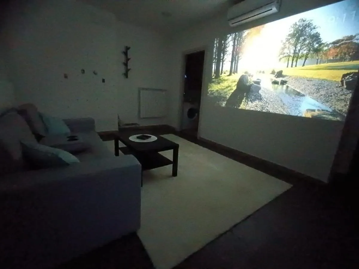Apartmán ! Tiffany ! Cinema - Metro 5 Min - 70Mq Milán 0*,