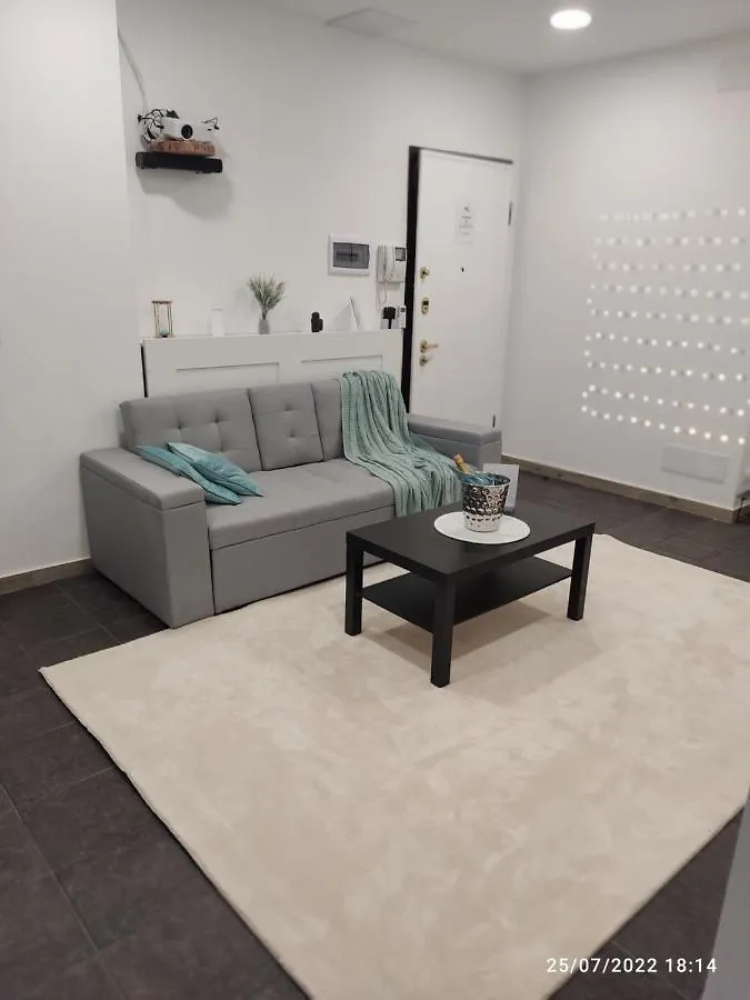 ! Tiffany ! Cinema - Metro 5 Min - 70Mq Apartment Milan